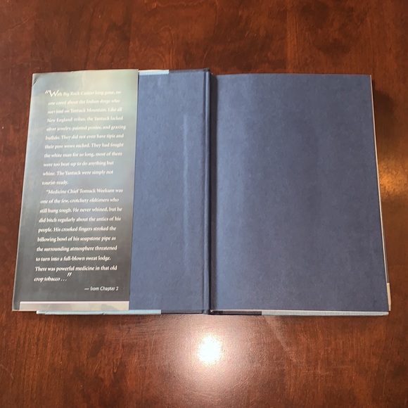 3/$20 Oracles a Novel by Melissa Tantaquidgeon Zobel Hardcover Book - Picture 2 of 8